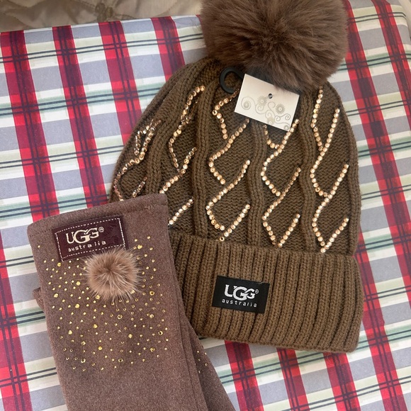 Stay Warm & Cozy NWT UGG Brown Beanie and Gloves with Gold Accents - Picture 6 of 8
